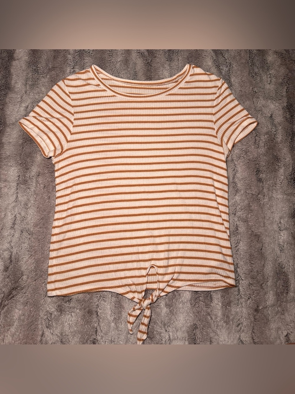 LIKE NEW women’s small ‘American Eagle’ Orange and white striped tie front top